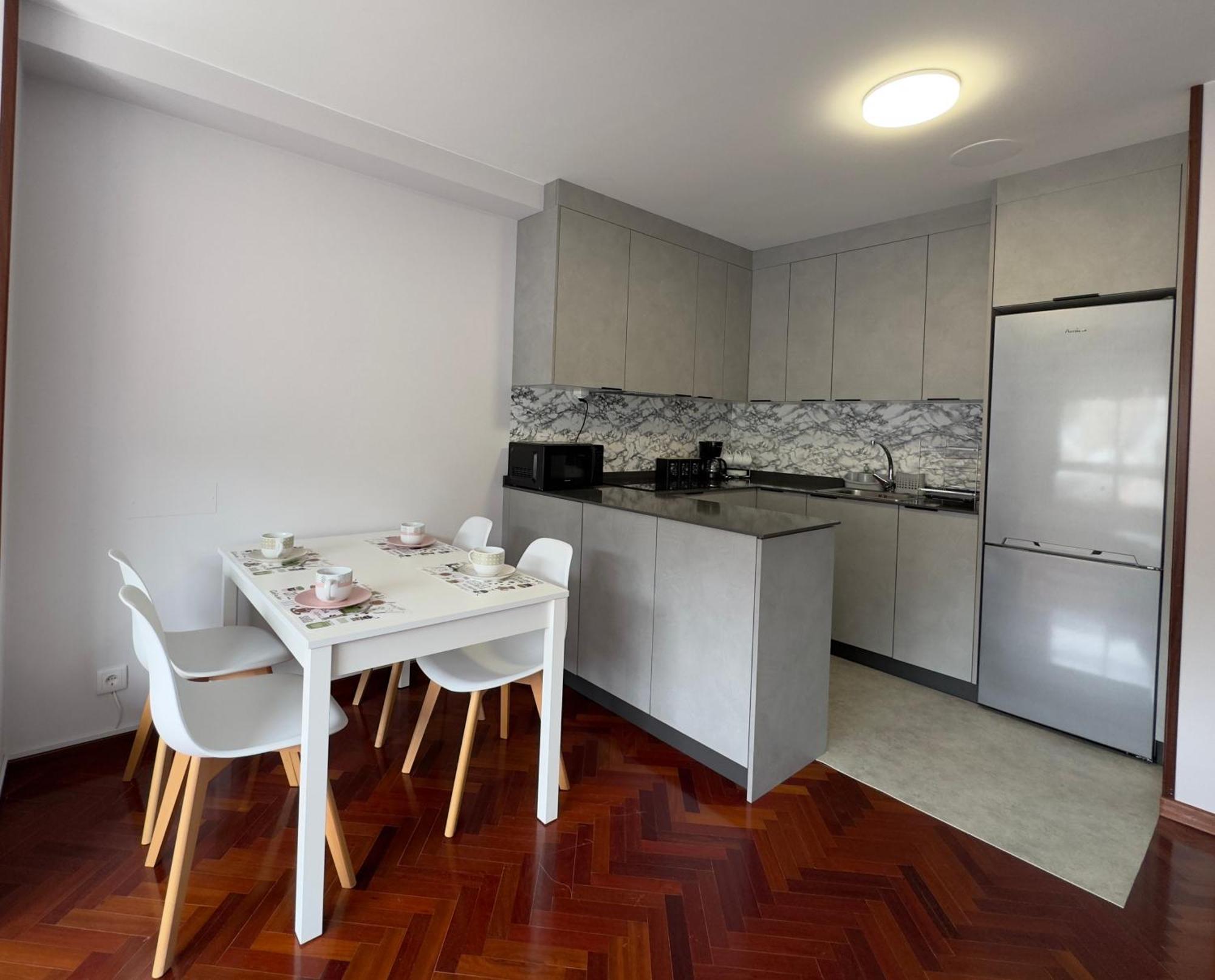Apartamento a 5 minutos del casco histórico Viveiro Exterior foto